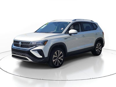 2024 Volkswagen Taos SE
