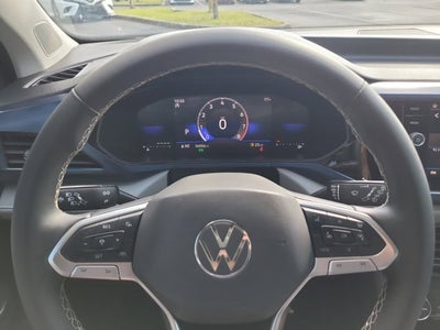 2024 Volkswagen Taos SE