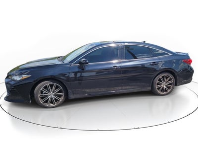 2019 Toyota Avalon XLE