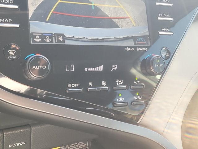 2020 Toyota Camry Hybrid Hybrid XLE