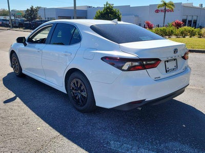 2024 Toyota Camry Hybrid LE