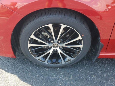 2020 Toyota Camry SE