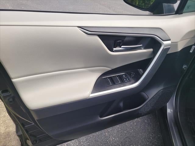 2022 Toyota RAV4 Hybrid Hybrid XLE