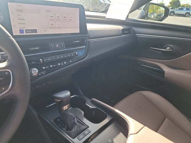 2025 Lexus ES ES 300h