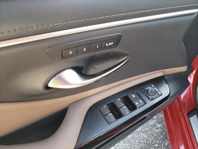 2025 Lexus ES 300h ES 300h