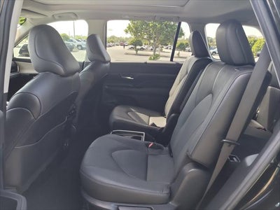 2024 Toyota Grand Highlander Platinum