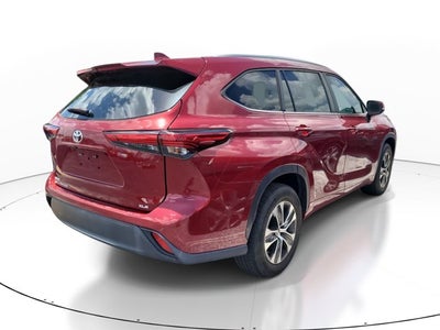 2023 Toyota Highlander XLE