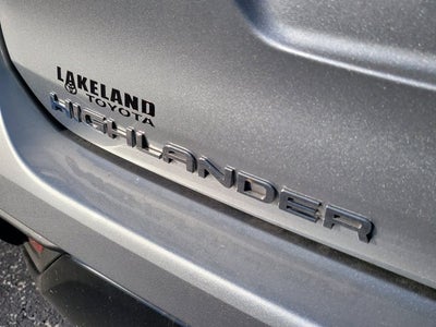 2024 Toyota HIGHLANDER XLE