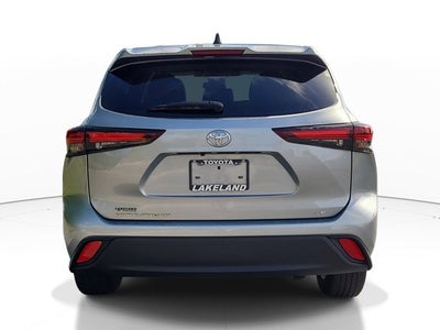 2024 Toyota HIGHLANDER LE