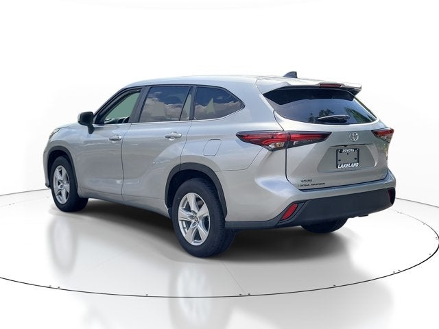 2025 Toyota Highlander LE