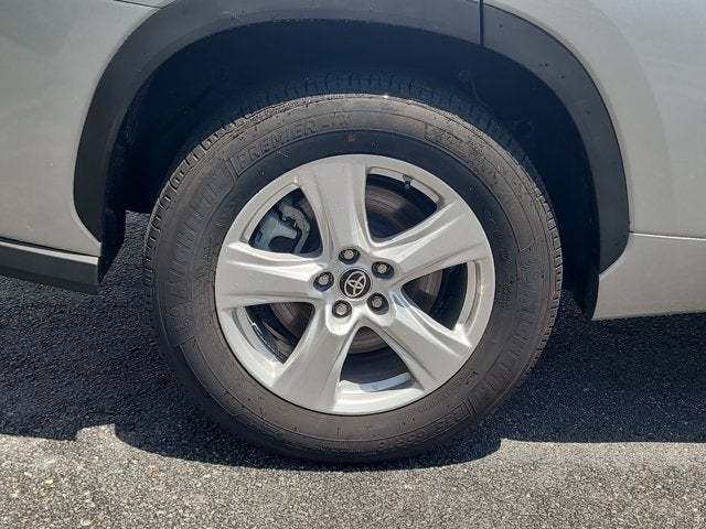 2025 Toyota Highlander LE