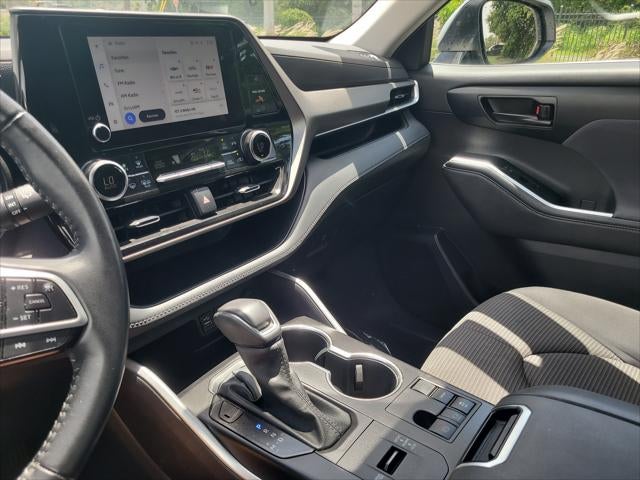 2025 Toyota Highlander LE