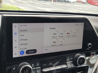2024 Toyota Highlander XLE