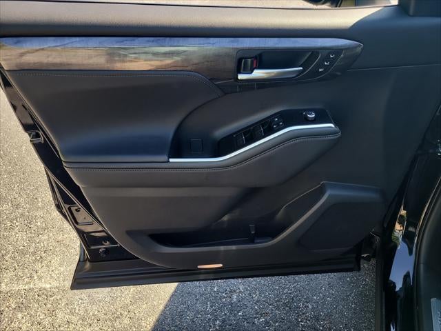 2026 Toyota Highlander Hybrid Hybrid Limited