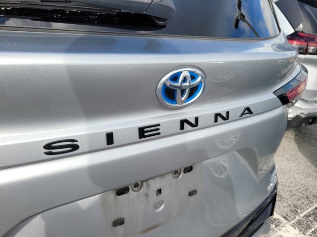 2022 Toyota Sienna XSE