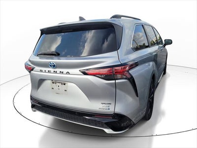 2022 Toyota Sienna XSE