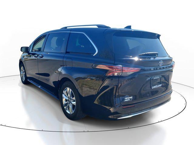 2023 Toyota SIENNA LTD AWD Limited