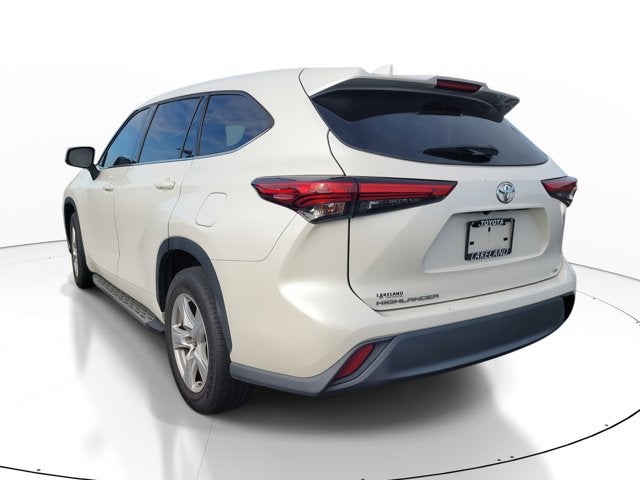 2021 Toyota Highlander LE
