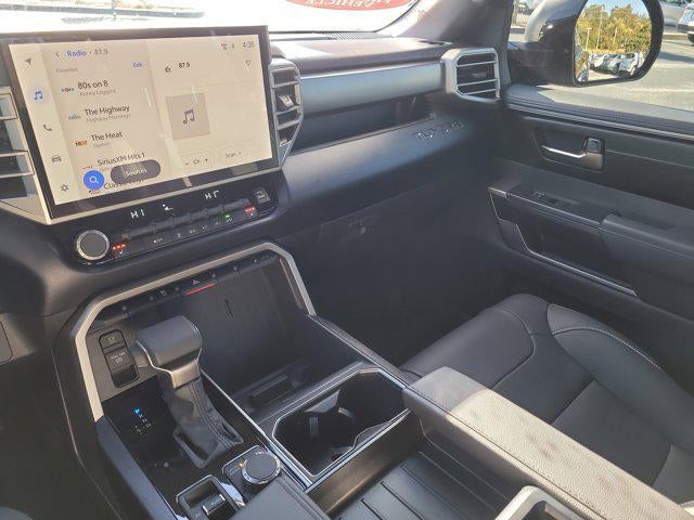 2026 Toyota TUNDRA 4X4 SR5