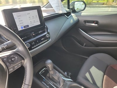 2024 Toyota COROLLA SE