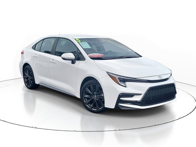 2025 Toyota COROLLA SE