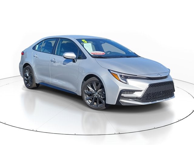 2025 Toyota COROLLA SE
