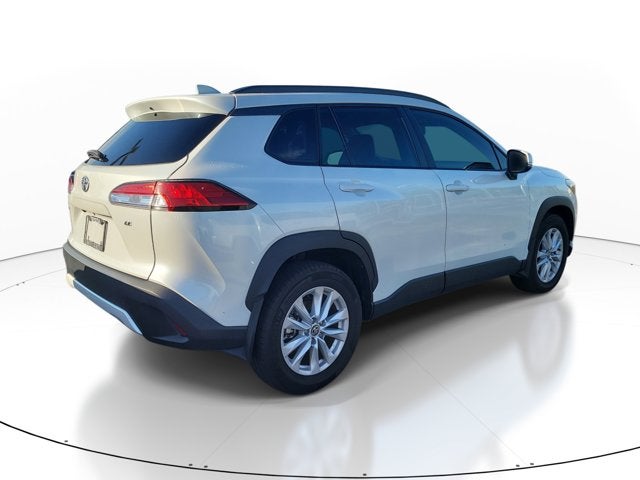 2024 Toyota Corolla Cross LE