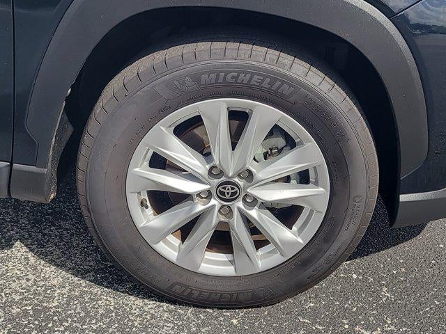 2025 Toyota Corolla Cross LE