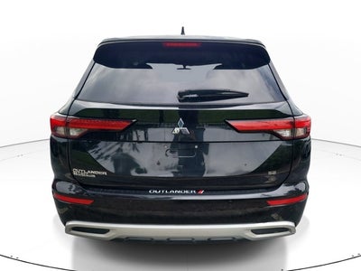 2022 Mitsubishi Outlander SE