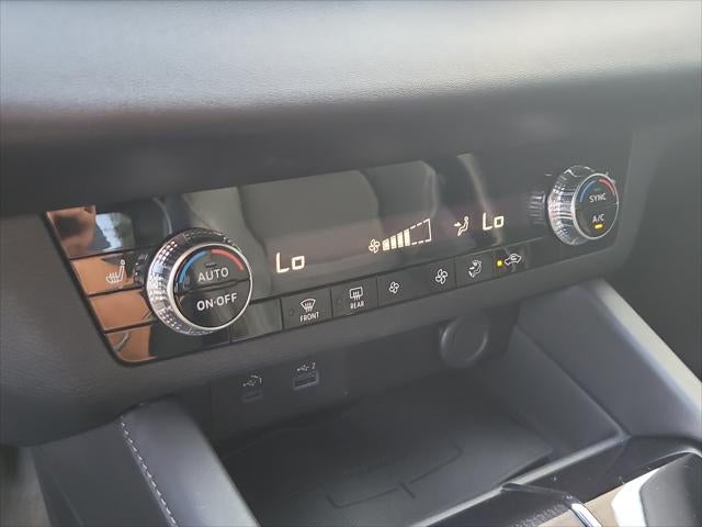 2023 Mitsubishi Outlander SE Black Edition