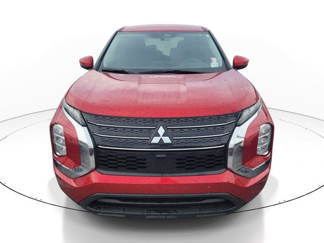 2024 Mitsubishi Outlander ES