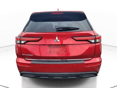 2024 Mitsubishi Outlander ES
