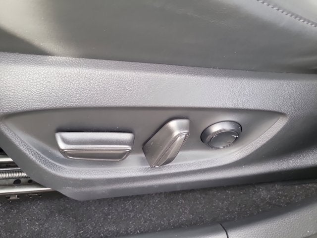 2023 Toyota Toyota Crown LTD Limited