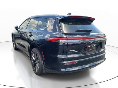 2025 Toyota Crown Signia XLE