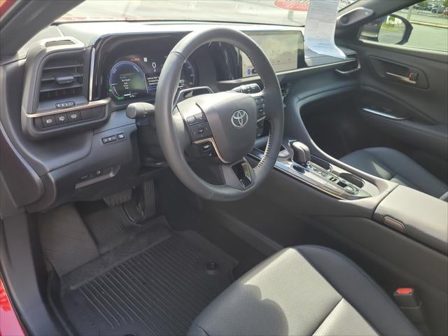 2025 Toyota Toyota Crown Signia Limited