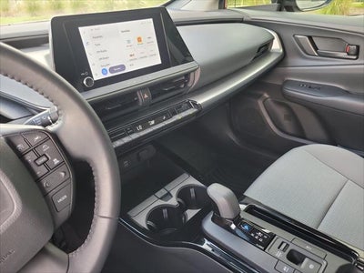 2025 Toyota Prius LE