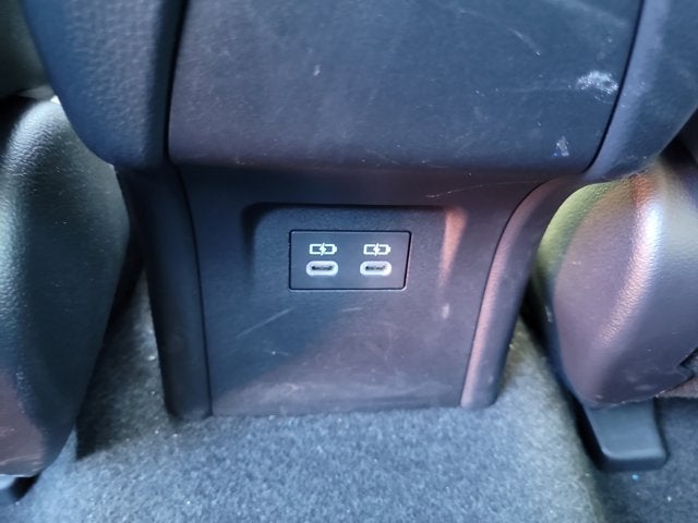 2025 Toyota PRIUS XLE