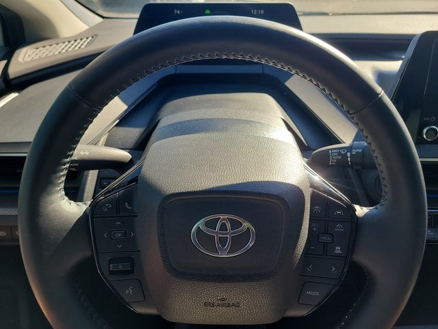 2025 Toyota PRIUS XLE