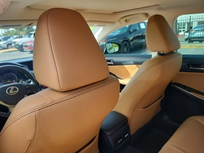 2018 Lexus IS 300