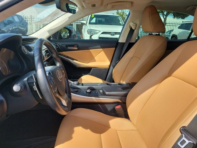 2018 Lexus IS 300