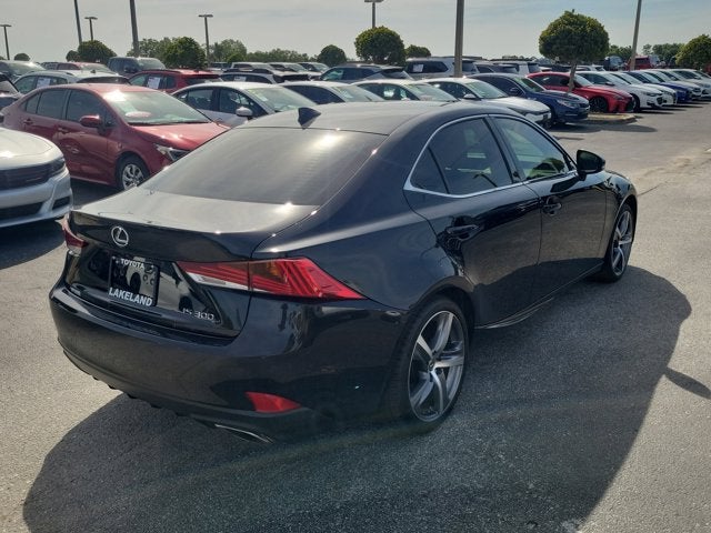 2018 Lexus IS 300