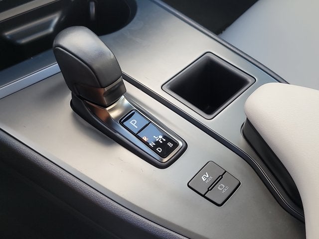2025 Lexus UX300h UX 300h