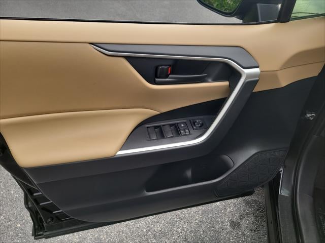 2023 Toyota RAV4 Hybrid Hybrid LE
