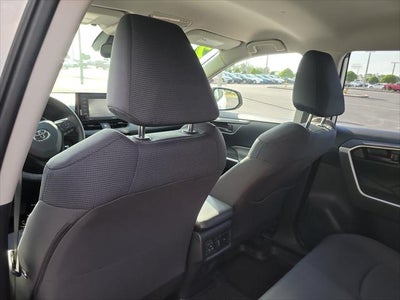 2022 Toyota RAV4 Hybrid Hybrid LE