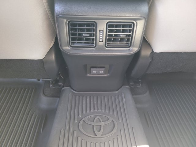 2024 Toyota RAV4 HYBRID Hybrid XLE