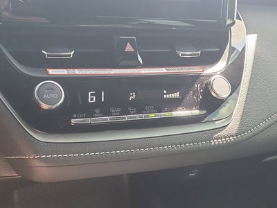 2025 Toyota COROLLA HATCHBACK SE
