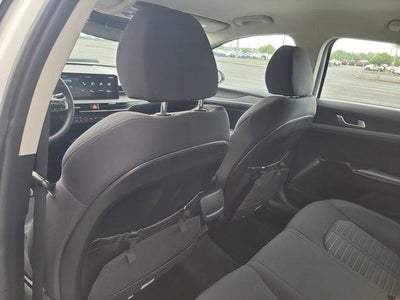 2025 Kia K5 LXS