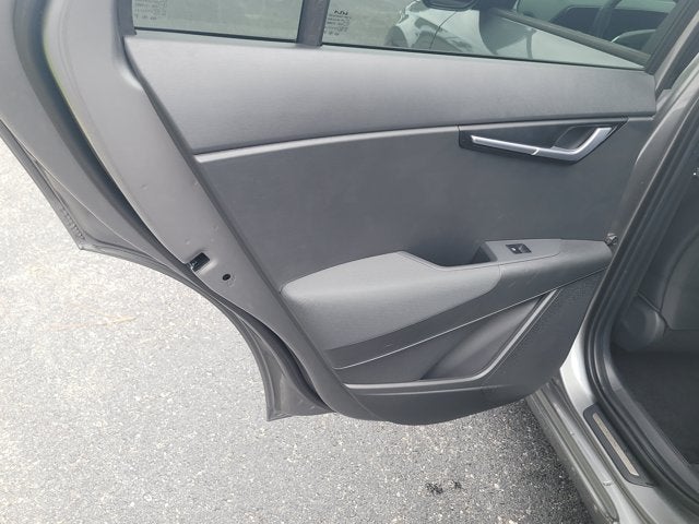 2023 Kia Niro SX