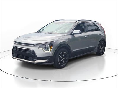 2023 Kia Niro SX