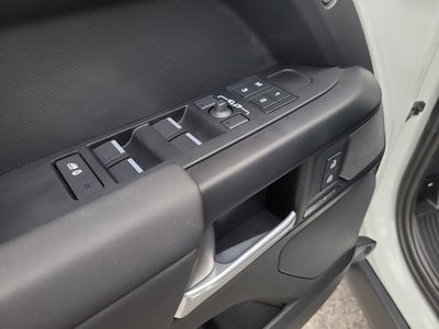 2025 Land Rover Defender S